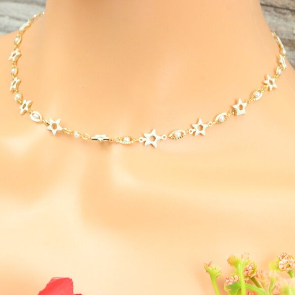 "Minimalist Necklace – Timeless, Elegant Jewelry for Her, MAR091159 - Picture 8 of 10